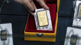 Harga emas Antam turun Rp 4.000 per gram pada Kamis, 22 Oktober 2026.(Foto : Liputan6.com/Johan Tallo)