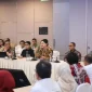 OJK bersama SRO dan pelaku pasar memperkuat integritas pasar modal Indonesia melalui dialog di BEI.(Foto : Istimewa)