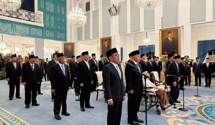 Prabowo Subianto melantik 26 anggota Wantimpres di Istana Negara