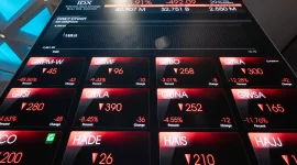 MSCI berpotensi mengubah status pasar saham Indonesia dan memicu arus keluar dana asing hingga Rp 132 triliun.(Foto : YASUYOSHI CHIBA/AFP)