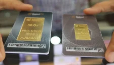 Daftar harga emas Antam, UBS, dan Galeri24 di Pegadaian pada Senin, 19 Oktober 2026.(Foto : Liputan6.com/Angga Yuniar)