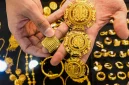 Daftar harga emas perhiasan berdasarkan kadar karat pada Kamis, 29 Oktober 2026. (Foto : CHAIDEER MAHYUDDIN/AFP)