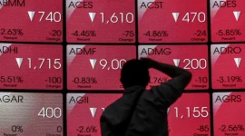 Fitch Ratings memperingatkan potensi dampak reklasifikasi MSCI terhadap rupiah, cadangan devisa, dan risiko kredit Indonesia.(Foto : Liputan6.com/Johan Tallo)