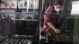 Harga emas Antam naik Rp20.000 menjadi Rp2.592.000 per gram.(Foto : Liputan6.com/Angga Yuniar)