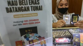 Harga emas Galeri24, Antam, dan UBS di Pegadaian turun pada Jumat (23/10/2026).(Foto : Liputan6.com/Angga Yuniar)