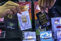 Harga emas Antam, UBS, dan Galeri24 di Pegadaian pada Selasa, 27 Oktober 2026.(Foto : Liputan6.com/Angga Yuniar)
