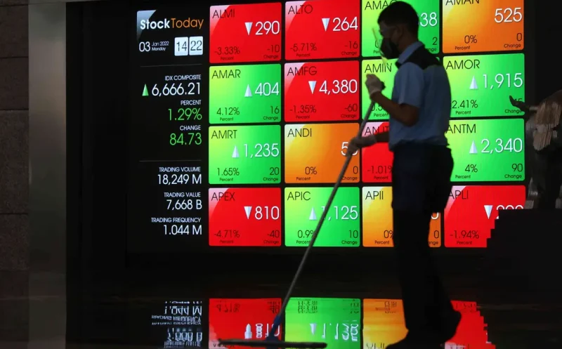 IHSG melemah 3,03 persen, seluruh sektor saham tertekan.(Foto : Liputan6.com/Angga Yuniar)