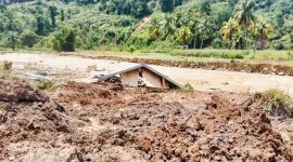 Banjir dan longsor melanda Pesisir Selatan, Sumatera Barat. ( Foto indojati)