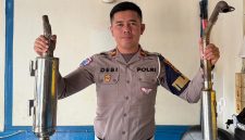 Satlantas Polres Kerinci menertibkan pengendara pengguna knalpot brong.