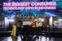 Indocomtech 2026 menghadirkan pameran teknologi dan promo gadget di JICC, Jakarta.