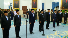 Pelantikan pejabat dalam reshuffle kabinet, Istana Negara, Jakarta, 15 Oktober 2026.(YouTube Sekretariat Presiden)