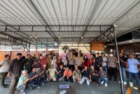 Kapolres Kerinci AKBP Hernawan Rizky Yudhantoro bersilaturahmi dengan insan pers di Marka Coffee.