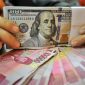 Nilai tukar rupiah melemah ke Rp17.917 per dolar AS pada perdagangan Senin (5/10/2026).(FOTO:ANTARA/Yudhi Mahatma)
