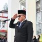 Wali Kota Sungai Penuh Alfin saat memimpin upacara peringatan Hari Kesaktian Pancasila 2026 di halaman Kantor Wali Kota Sungai Penuh, Kamis (1/10/2026).