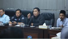 Komisi II DPRD Sungai Penuh menggelar hearing terkait dugaan Pertalite bermasalah.
