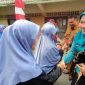 Sri Kartini Alfin saat menilai Lomba Ketapang Mas HATINYA PKK 2026.