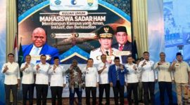 Wali Kota Sungai Penuh, Alfin, S.H., menghadiri penandatanganan MoU program HAM bersama Menteri HAM RI Natalius Pigai di Auditorium Chatib Quzwain, UIN STS Jambi, Rabu (14/10).