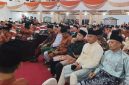 Wawako Sungai Penuh Azhar Hamzah bersama Ketua GOW Mawarti Azhar menghadiri Rapat Paripurna HUT ke-61 Kabupaten Bungo.(foto : Prokopim Kota Sungai Penuh)