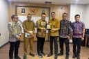 Wali Kota Sungai Penuh, Alfin, S.H., menemui Dirjen Perdagangan Dalam Negeri Kemendag RI di Jakarta, Selasa (20/10), untuk mengusulkan pembangunan kembali Pasar Tanjung Bajure. ( Dok Prokopim)