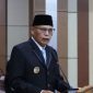 Wakil Wali Kota Sungai Penuh, Azhar Hamzah, melantik kepala sekolah SD dan SMP, Selasa (20/10/2026).