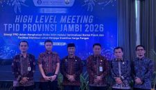 Sekda Alpian menghadiri HLM TPID Provinsi Jambi Semester II Tahun 2026 di Swiss-Belhotel Jambi.