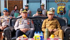 keterangan foto singkat
Wawako Azhar Hamzah menghadiri Apel Gelar Pasukan Aksi Patuh 2026 Polres Kerinci.