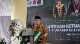 M. Rasyid menghadiri pelantikan pimpinan STKIP Muhammadiyah Sungai Penuh mewakili Wali Kota.