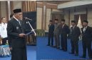 Wakil Wali Kota Sungai Penuh, Azhar Hamzah, melantik lima pejabat kepala OPD di lingkungan Pemerintah Kota Sungai Penuh, Rabu (21/10/2026).