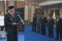 Wakil Wali Kota Sungai Penuh, Azhar Hamzah, melantik lima pejabat kepala OPD di lingkungan Pemerintah Kota Sungai Penuh, Rabu (21/10/2026).    