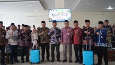 Jajaran Pemerintah Kabupaten Kerinci bersama Bupati, Wakil Bupati, dan Sekda menghadiri pelepasan kafilah Kerinci menuju MTQH ke-55 Tingkat Provinsi Jambi Tahun 2026.