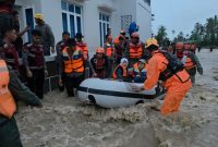 Banjir Kota Padang (foto: Tim SAR)
