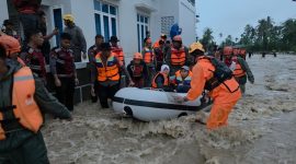 Banjir Kota Padang (foto: Tim SAR)