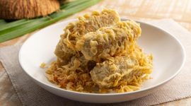 Pisang goreng masuk sebagai dessert Indonesia terbaik versi TasteAtlas 2026.(Foto: Getty Images/Kritchai Chaibangyang)