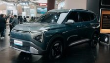  Kia Carens EV disiapkan untuk meramaikan pasar MPV listrik Indonesia dengan harga kompetitif.(Foto : Kia Sales Indonesia)