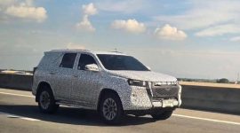 Toyota Fortuner terbaru menjalani pengujian di Thailand dengan balutan kamuflase tebal.(Foto: Instagram Kurdistan_Automotive_Blog)