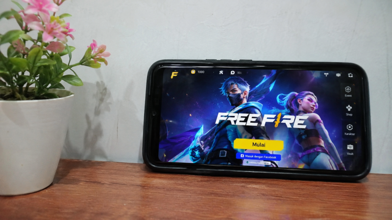 Ilustrasi game Free Fire dan kode redeem terbaru.