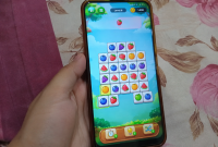 Ilustrasi game susun buah penghasil saldo DANA dengan berbagai tantangan dan hadiah koin.