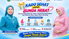 Sri Kartini Alfin dalam program Kado Sehat untuk Bunda Hebat.